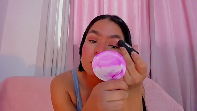 HayamiKioto online show from 11-12-25, 12:31