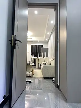 Snapshot of xyebobs chatting on 10-02-25, 02:42 xyebobs online show from 10-02-25, 02:42