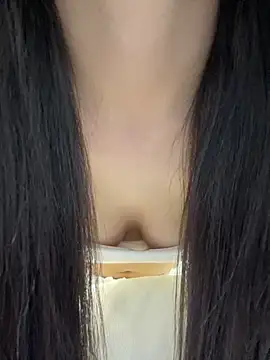 Snapshot of xyebobs chatting on 09-18-25, 02:20 xyebobs online show from 09-18-25, 02:20