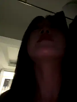 Snapshot of xyebobs chatting on 10-12-25, 02:51 xyebobs online show from 10-12-25, 02:51