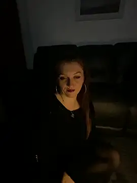 Snapshot of Stoner_BarbieXX chatting on 10-12-25, 09:49 Stoner BarbieXX online show from 10-12-25, 09:49