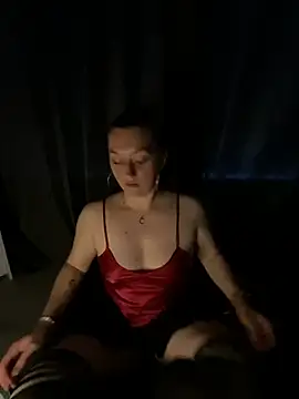 Snapshot of Stoner_BarbieXX chatting on 06-20-26, 08:36 Stoner BarbieXX online show from 06-20-26, 08:36