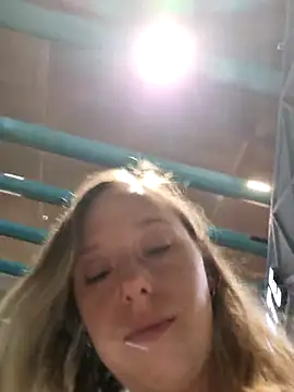 Snapshot of Public_Katrisha chatting on 01-20-25, 04:55 Public Katrisha online show from 01-20-25, 04:55