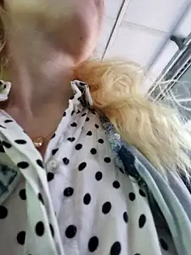 Snapshot of Public_Katrisha chatting on 10-10-25, 01:23 Public Katrisha online show from 10-10-25, 01:23