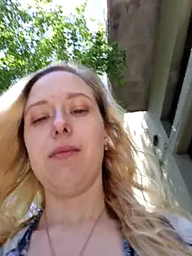 Snapshot of Public_Katrisha chatting on 10-08-25, 01:23 Public Katrisha online show from 10-08-25, 01:23