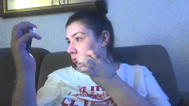 CamilaCherryX online show from 11-12-25, 06:45