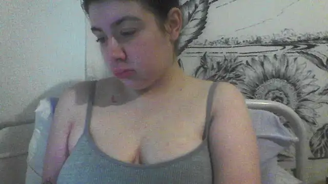 CamilaCherryX online show from 11-04-25, 03:38