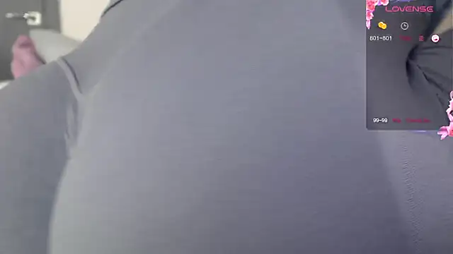 Snapshot of _Sexy-Mia_ chatting on 09-15-25, 03:12  Sexy-Mia  online show from 09-15-25, 03:12