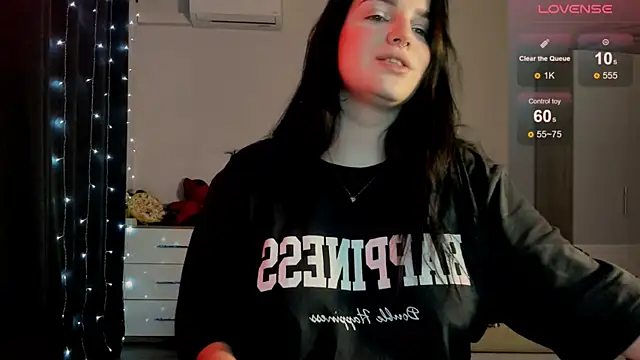 Snapshot of __Latisha__ chatting on 01-18-25, 02:23   Latisha   online show from 01-18-25, 02:23