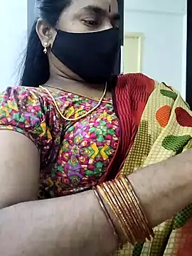 Snapshot of Tamilrojanew chatting on 10-16-25, 07:00 Tamilrojanew online show from 10-16-25, 07:00