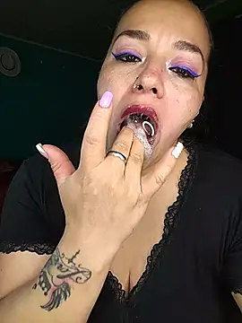 emily sweet13 online show from 05-26-26, 01:37