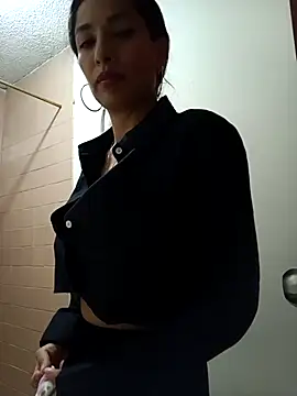 chloewildd  online show from 04-05-26, 10:16