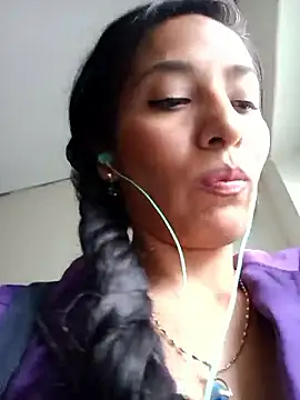 chloewildd  online show from 11-02-25, 09:09