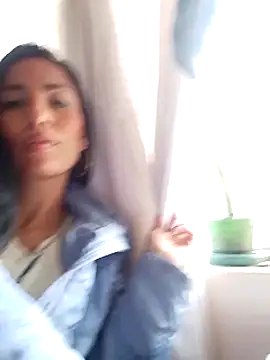 chloewildd  online show from 02-08-25, 09:36