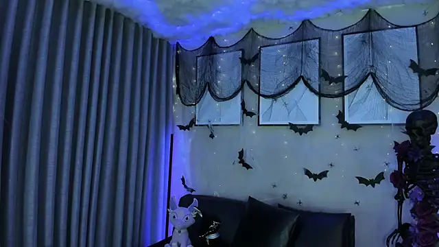 Morgan Hilll  online show from 11-29-25, 11:54