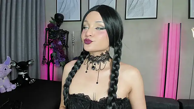 Snapshot of Morgan_Hilll_ chatting on 10-15-25, 11:51 Morgan Hilll online show from 10-15-25, 11:51