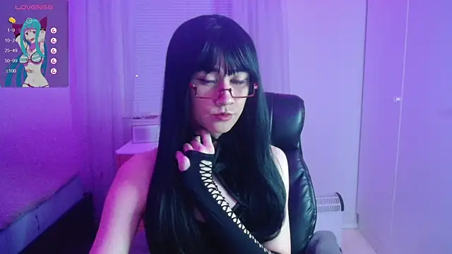 lewd pillows online show from 02-03-25, 06:17