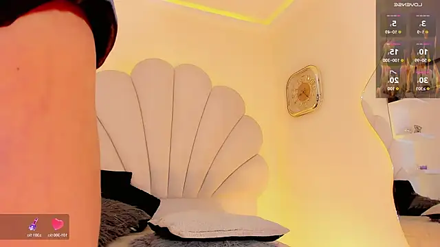 ValentinaMarinn online show from 10-26-25, 09:59