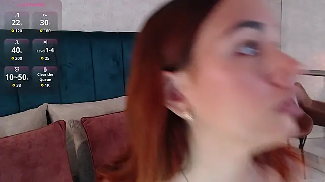 AdeleAndersonn online show from 11-13-25, 08:02