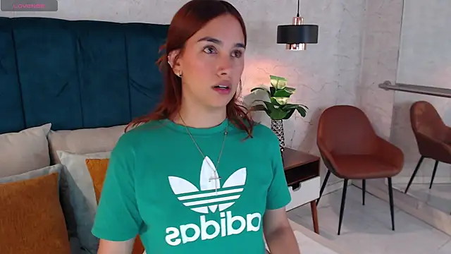 AdeleAndersonn online show from 11-21-25, 07:57