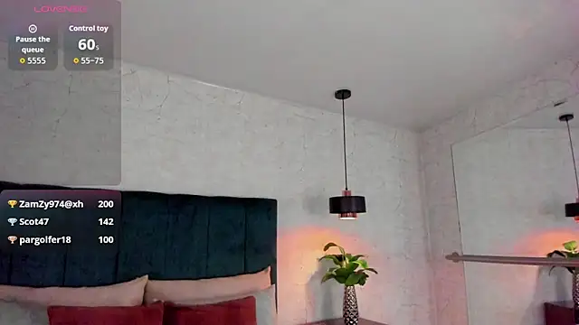 Snapshot of AdeleAndersonn chatting on 04-21-26, 01:42 AdeleAndersonn online show from 04-21-26, 01:42