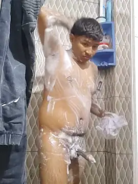 Snapshot of Tu_papi_69_ chatting on 10-03-25, 11:17 Tu papi 69 online show from 10-03-25, 11:17