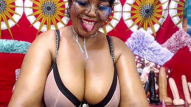 MATURExxxASS online show from 06-21-26, 07:52