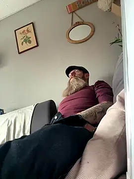 Ice mannHH online show from 11-27-25, 01:22