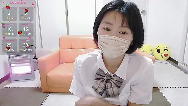 minamina1221 online show from 11-22-25, 10:30