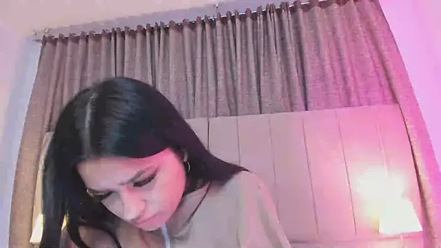 megan bat online show from 03-18-25, 06:39