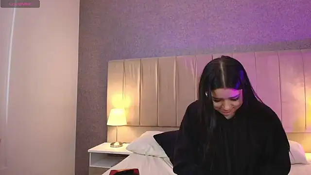 megan bat online show from 02-12-25, 12:33