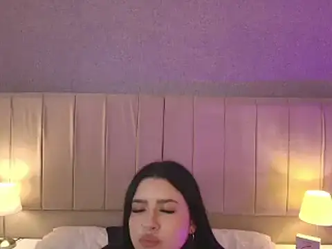 megan bat online show from 02-10-25, 04:25