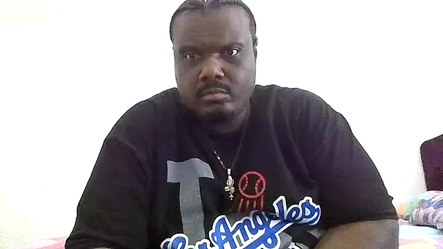 Snapshot of BigBossaNova69 chatting on 04-27-26, 06:17 BigBossaNova69 online show from 04-27-26, 06:17