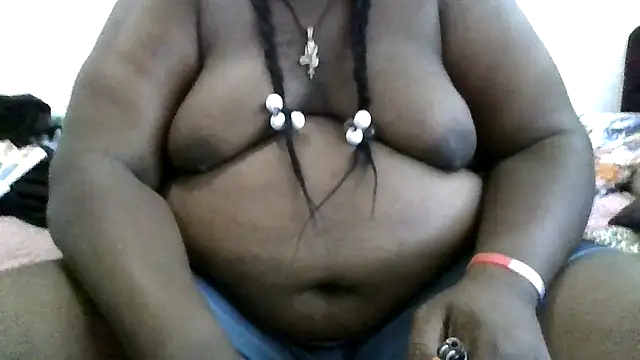 Snapshot of BigBossaNova69 chatting on 04-29-26, 01:32 BigBossaNova69 online show from 04-29-26, 01:32