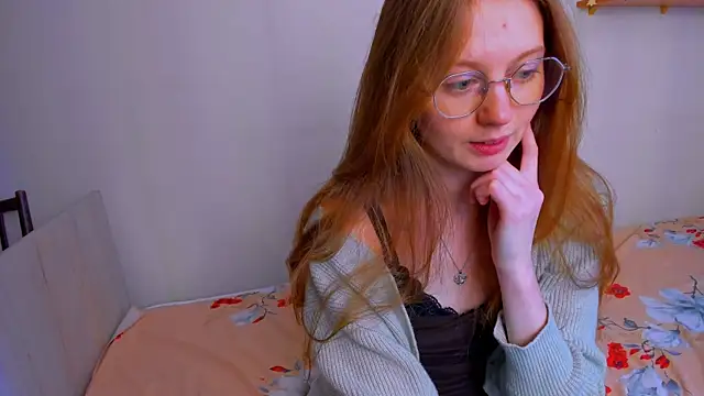 Snapshot of Fire_Luna chatting on 01-19-26, 08:51 Fire Luna online show from 01-19-26, 08:51