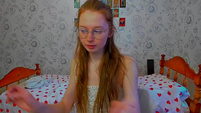 Fire Luna online show from 05-04-26, 10:07