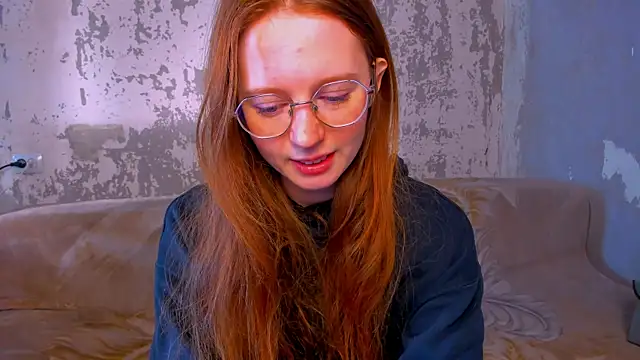 Fire Luna online show from 01-16-26, 05:00