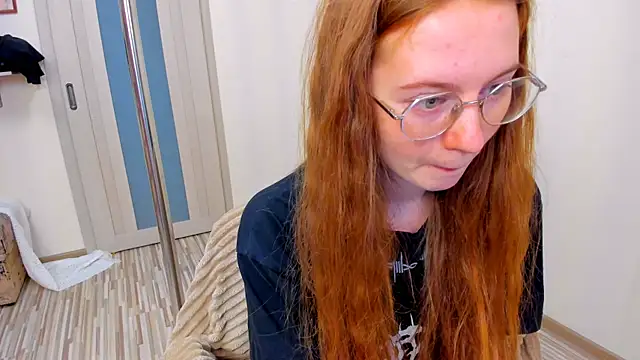 Fire Luna online show from 11-01-25, 05:25