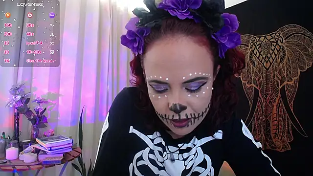 AmaRiv online show from 10-31-25, 06:04