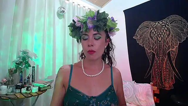 Snapshot of AmaRiv chatting on 01-31-25, 10:21 AmaRiv online show from 01-31-25, 10:21