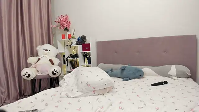 Shadow Dance online show from 10-15-25, 03:20