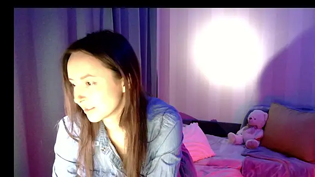 LilyXSky online show from 12-10-24, 12:49