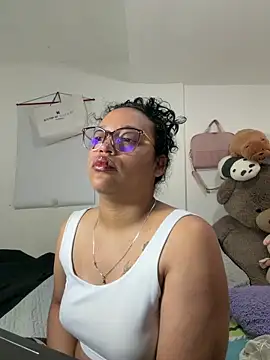 Snapshot of angela_angels_ chatting on 02-22-26, 10:28 angela angels online show from 02-22-26, 10:28