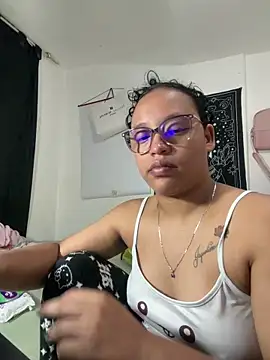 Snapshot of angela_angels_ chatting on 03-03-26, 08:54 angela angels online show from 03-03-26, 08:54