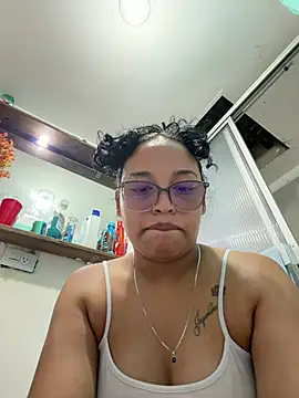 Snapshot of angela_angels_ chatting on 05-18-26, 12:55 angela angels online show from 05-18-26, 12:55