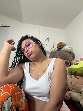 Snapshot of angela_angels_ chatting on 02-01-26, 10:41 angela angels online show from 02-01-26, 10:41