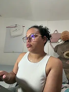 Snapshot of angela_angels_ chatting on 02-15-26, 11:03 angela angels online show from 02-15-26, 11:03