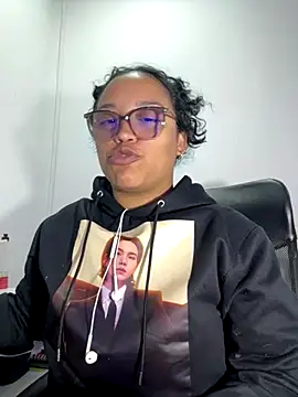 angela angels  online show from 11-07-25, 02:49