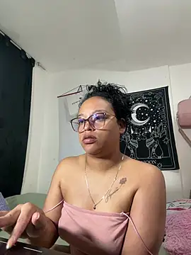 Snapshot of angela_angels_ chatting on 03-01-26, 08:47 angela angels online show from 03-01-26, 08:47