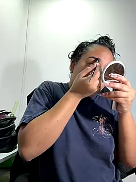 angela angels  online show from 10-12-25, 10:22